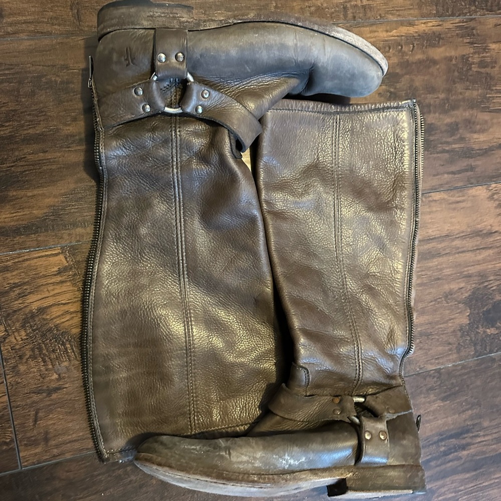 Frye boots 8 1/2 B